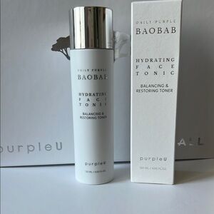 Baobab Hydrating Face Tonic - White